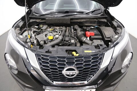 Nissan Juke 1.0 DIG-T Tekna Euro 6 (s/s) 5dr 28