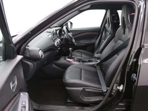 Nissan Juke 1.0 DIG-T Tekna Euro 6 (s/s) 5dr 23