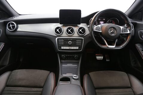 Mercedes-Benz CLA Class 2.1 CLA220d AMG Line Night Edition (Plus) Coupe 7G-DCT Euro 6 (s/s) 4dr 9
