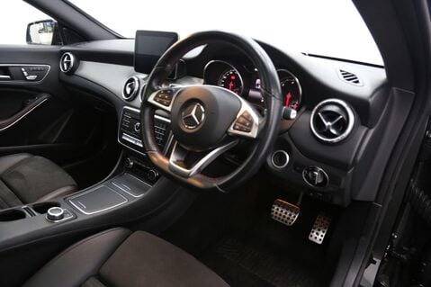 Mercedes-Benz CLA Class 2.1 CLA220d AMG Line Night Edition (Plus) Coupe 7G-DCT Euro 6 (s/s) 4dr 21