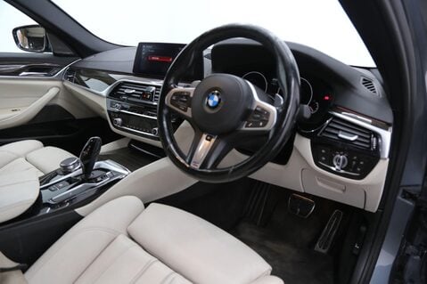 BMW 5 Series 2.0 520d M Sport Auto xDrive Euro 6 (s/s) 4dr 22