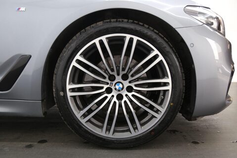 BMW 5 Series 2.0 520d M Sport Auto xDrive Euro 6 (s/s) 4dr 27