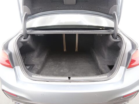 BMW 5 Series 2.0 520d M Sport Auto xDrive Euro 6 (s/s) 4dr 26