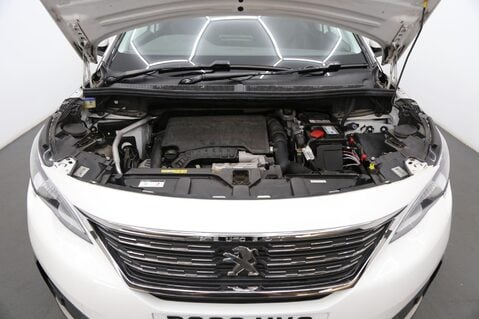 Peugeot 5008 1.2 PureTech Allure EAT Euro 6 (s/s) 5dr 30