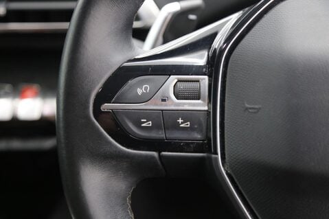 Peugeot 5008 1.2 PureTech Allure EAT Euro 6 (s/s) 5dr 11