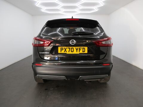 Nissan Qashqai 1.5 dCi N-Connecta Euro 6 (s/s) 5dr 6