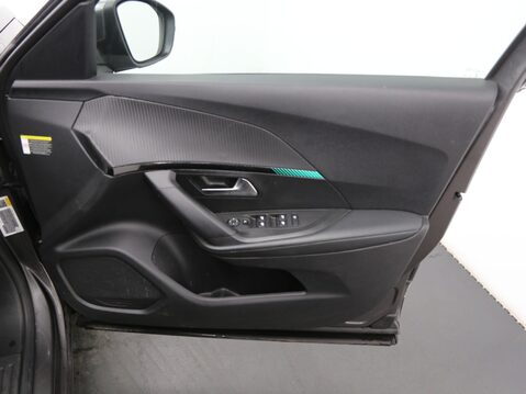 Peugeot 2008 1.2 PureTech Allure Euro 6 (s/s) 5dr 21