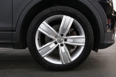 Volkswagen Tiguan 2.0 TSI SEL DSG 4Motion Euro 6 (s/s) 5dr 27