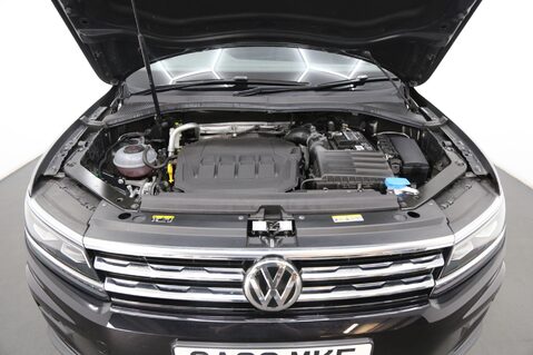 Volkswagen Tiguan 2.0 TSI SEL DSG 4Motion Euro 6 (s/s) 5dr 28