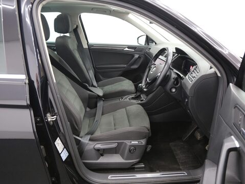 Volkswagen Tiguan 2.0 TSI SEL DSG 4Motion Euro 6 (s/s) 5dr 20