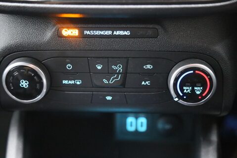 Ford Focus 1.0T EcoBoost ST-Line Edition Euro 6 (s/s) 5dr 17