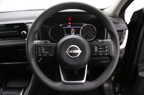 Nissan Qashqai 1.3 DIG-T MHEV Visia Euro 6 (s/s) 5dr 10