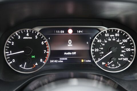 Nissan Qashqai 1.3 DIG-T MHEV Visia Euro 6 (s/s) 5dr 14