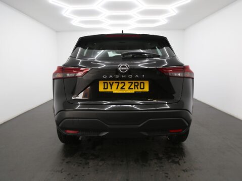 Nissan Qashqai 1.3 DIG-T MHEV Visia Euro 6 (s/s) 5dr 6