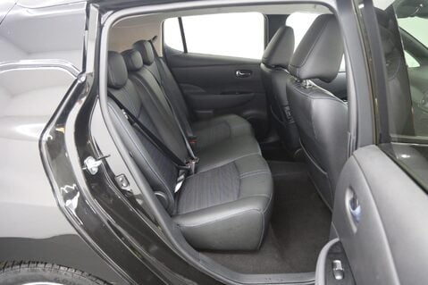 Nissan LEAF 40kWh N-Connecta Auto 5dr 24