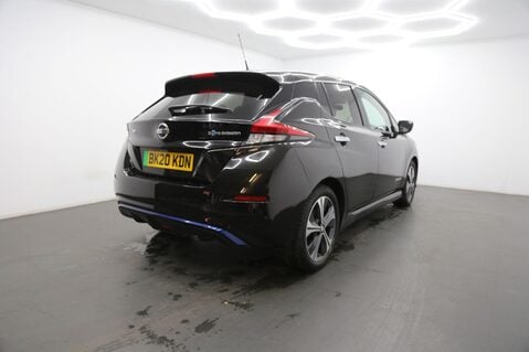 Nissan LEAF 40kWh N-Connecta Auto 5dr 5