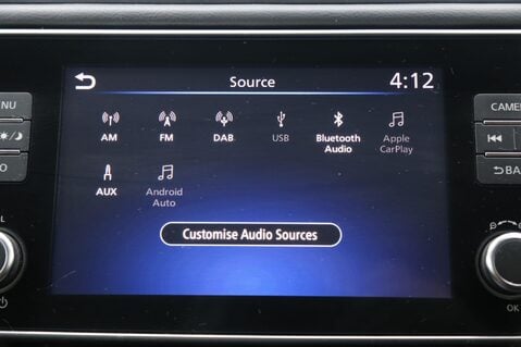 Nissan LEAF 40kWh N-Connecta Auto 5dr 17