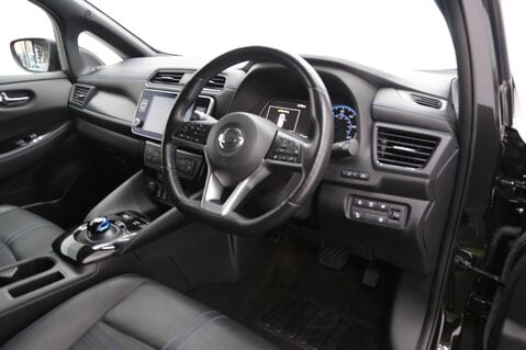 Nissan LEAF 40kWh N-Connecta Auto 5dr 22