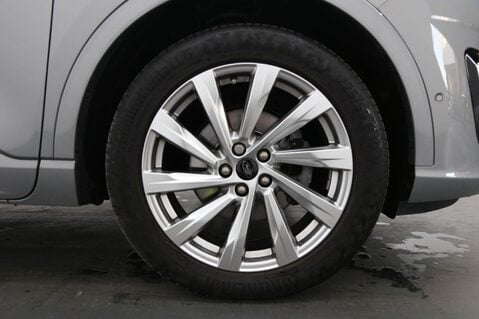 Ford Kuga 2.0 EcoBlue Vignale Auto AWD Euro 6 (s/s) 5dr 27