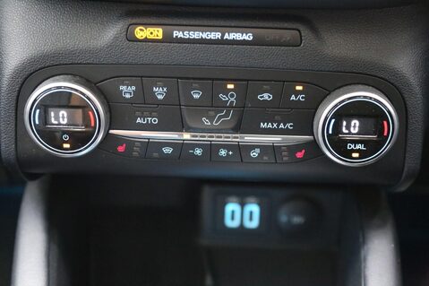 Ford Kuga 2.0 EcoBlue Vignale Auto AWD Euro 6 (s/s) 5dr 17