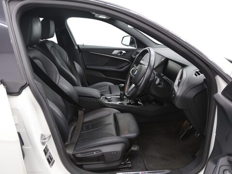 BMW 2 Series 1.5 218i M Sport Euro 6 (s/s) 4dr 21