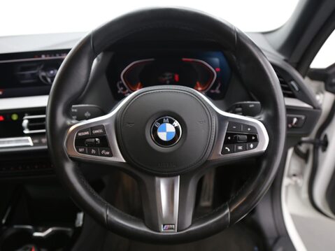 BMW 2 Series 1.5 218i M Sport Euro 6 (s/s) 4dr 10
