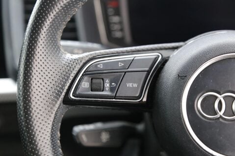 Audi A1 1.0 TFSI 25 S line Sportback Euro 6 (s/s) 5dr 11