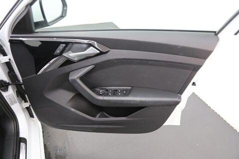 Audi A1 1.0 TFSI 25 S line Sportback Euro 6 (s/s) 5dr 20