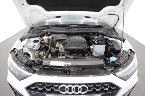 Audi A1 1.0 TFSI 25 S line Sportback Euro 6 (s/s) 5dr 28