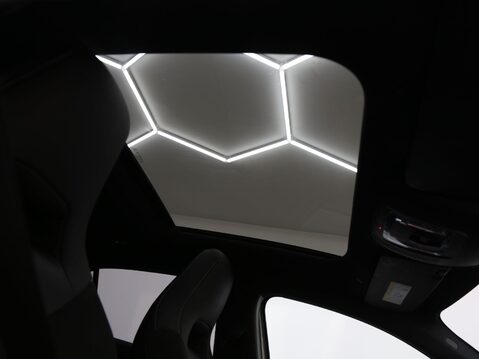 Mercedes-Benz A Class 1.3 A200 Exclusive Edition 7G-DCT Euro 6 (s/s) 5dr 25