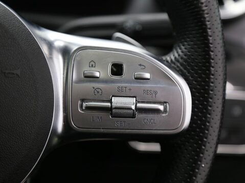 Mercedes-Benz A Class 1.3 A200 Exclusive Edition 7G-DCT Euro 6 (s/s) 5dr 12