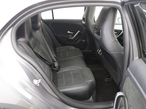 Mercedes-Benz A Class 1.3 A200 Exclusive Edition 7G-DCT Euro 6 (s/s) 5dr 24