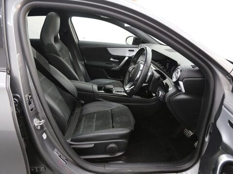 Mercedes-Benz A Class 1.3 A200 Exclusive Edition 7G-DCT Euro 6 (s/s) 5dr 21