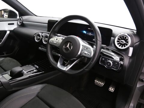 Mercedes-Benz A Class 1.3 A200 Exclusive Edition 7G-DCT Euro 6 (s/s) 5dr 22