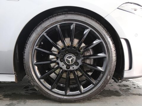 Mercedes-Benz A Class 1.3 A200 Exclusive Edition 7G-DCT Euro 6 (s/s) 5dr 28