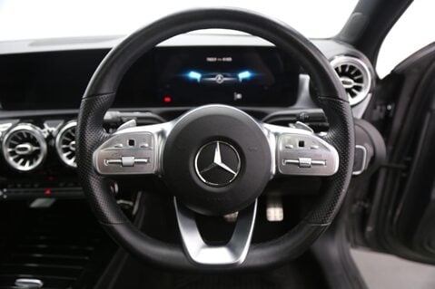 Mercedes-Benz A Class 1.3 A200 Exclusive Edition 7G-DCT Euro 6 (s/s) 5dr 10