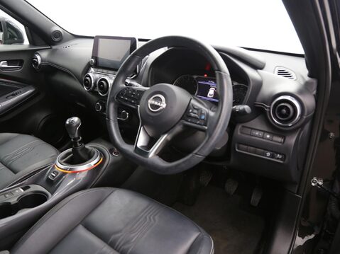 Nissan Juke 1.0 DIG-T Tekna Euro 6 (s/s) 5dr 22