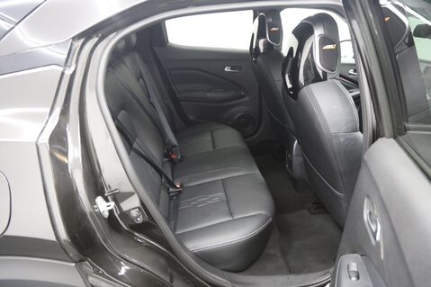 Nissan Juke 1.0 DIG-T Tekna Euro 6 (s/s) 5dr 23