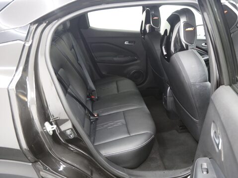 Nissan Juke 1.0 DIG-T Tekna Euro 6 (s/s) 5dr 23