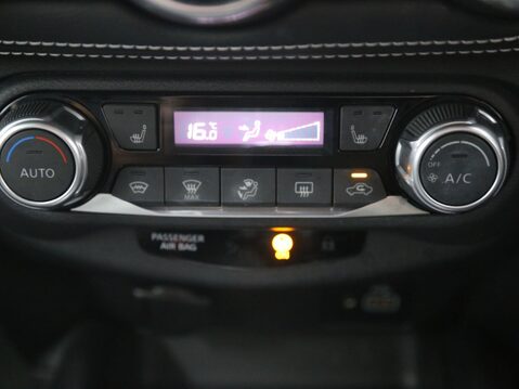 Nissan Juke 1.0 DIG-T Tekna Euro 6 (s/s) 5dr 17