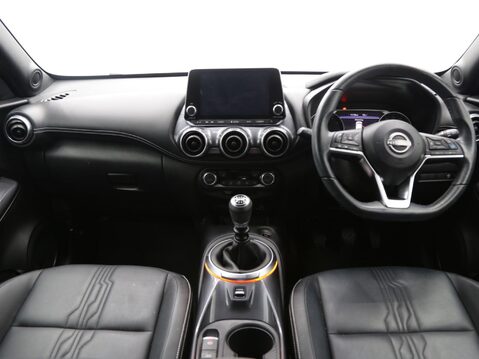 Nissan Juke 1.0 DIG-T Tekna Euro 6 (s/s) 5dr 9