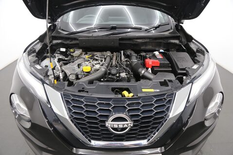 Nissan Juke 1.0 DIG-T Tekna Euro 6 (s/s) 5dr 27