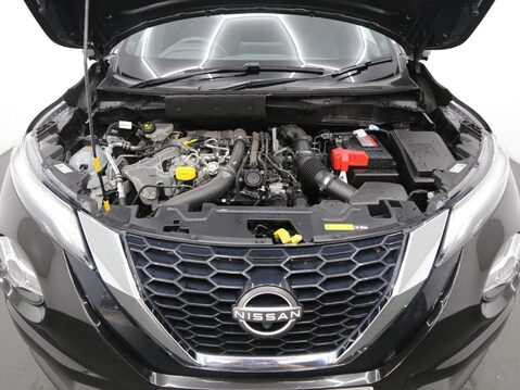 Nissan Juke 1.0 DIG-T Tekna Euro 6 (s/s) 5dr 27