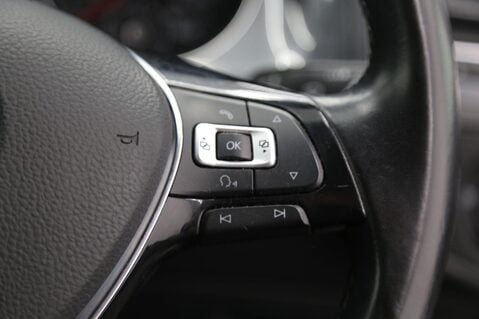 Volkswagen Golf 1.4 TSI BlueMotion Tech SE Nav DSG Euro 6 (s/s) 5dr 12