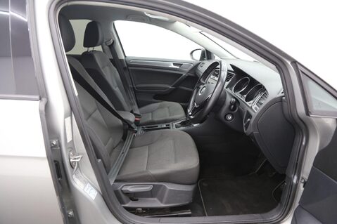 Volkswagen Golf 1.4 TSI BlueMotion Tech SE Nav DSG Euro 6 (s/s) 5dr 20