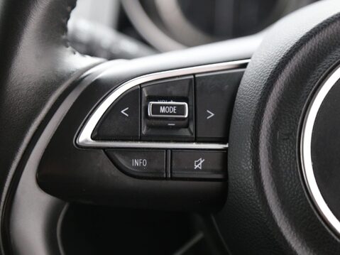 Suzuki Swift 1.2 Dualjet MHEV SZ-L Euro 6 (s/s) 5dr 11