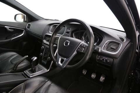 Volvo V40 2.0 T2 R-Design Edition Euro 6 (s/s) 5dr 21