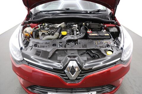 Renault Clio 1.5 dCi Signature Nav Euro 6 (s/s) 5dr 27