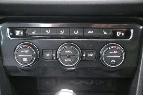 Volkswagen Tiguan 2.0 TDI R-Line DSG 4Motion Euro 6 (s/s) 5dr 17