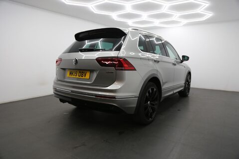 Volkswagen Tiguan 2.0 TDI R-Line DSG 4Motion Euro 6 (s/s) 5dr 5